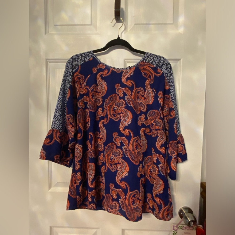 Forever 21 Blue and Orange Paisley Blouse